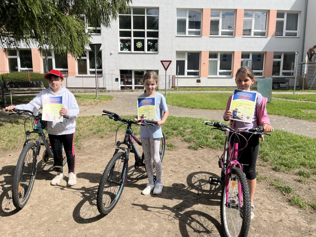 Dopravní výchova s Ptáčaty a Skřítky (IV.A, IV.B)