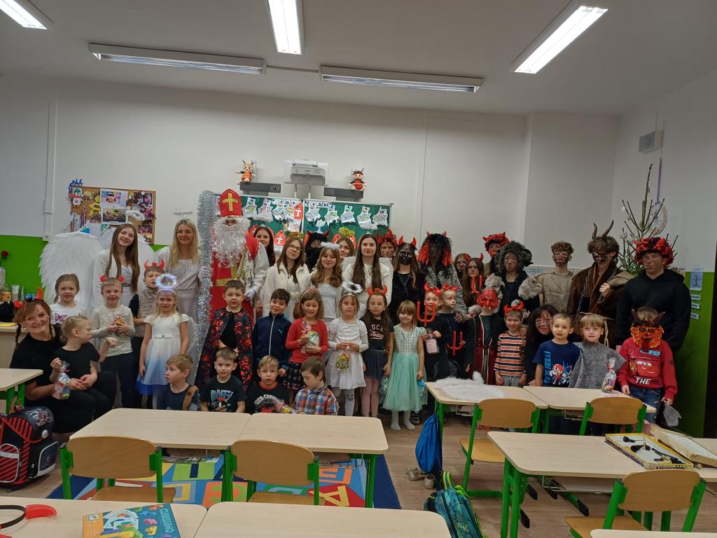 Čertovsko-andělský týden v přípravné třídě