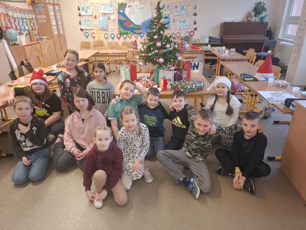 Předvánoční čas u Mravenečků (III.B)