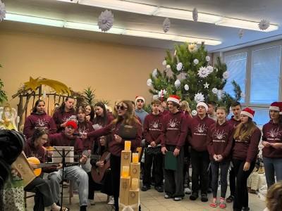 Zapálení čtvrté adventní svíce na Ležákovce