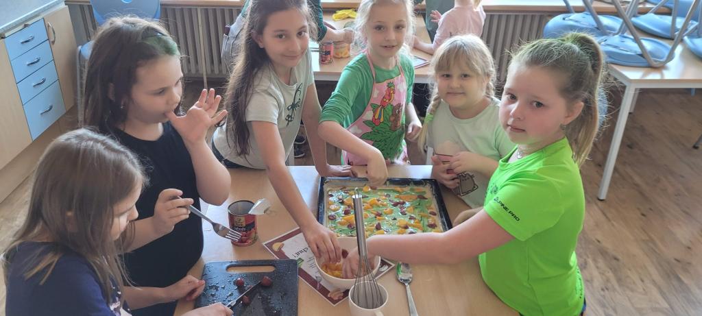 Žirafky jako cukráři (II.A)